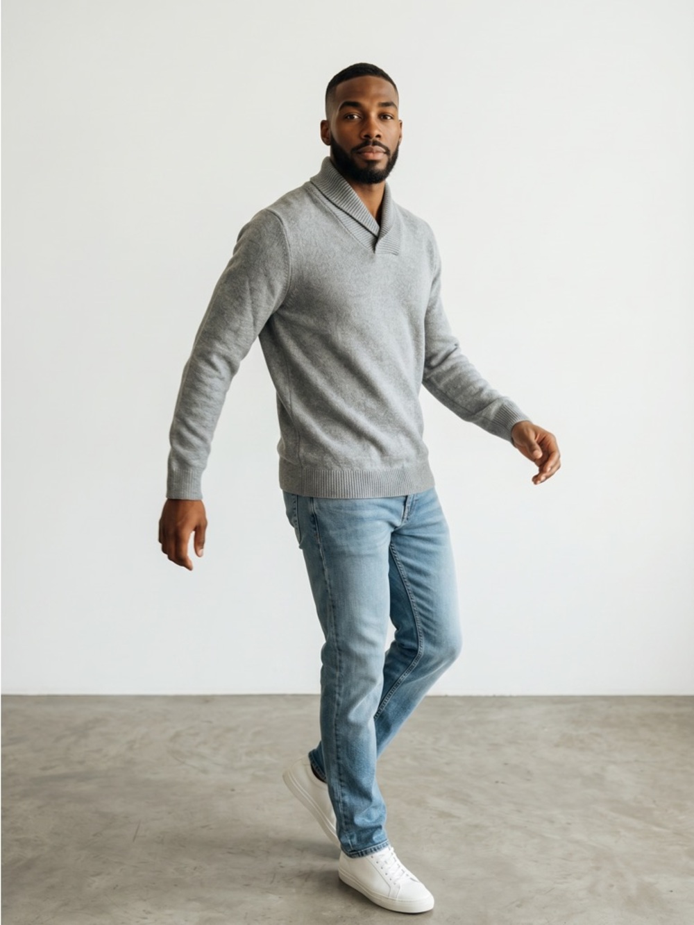 Sun + Stone men’s Cotton, Shawl collar, pullover v- neck sweater. Size med. GUC